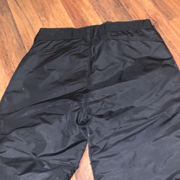 ❄️ NWOT SNOW PANTS ❄️ - Picture 3 of 4